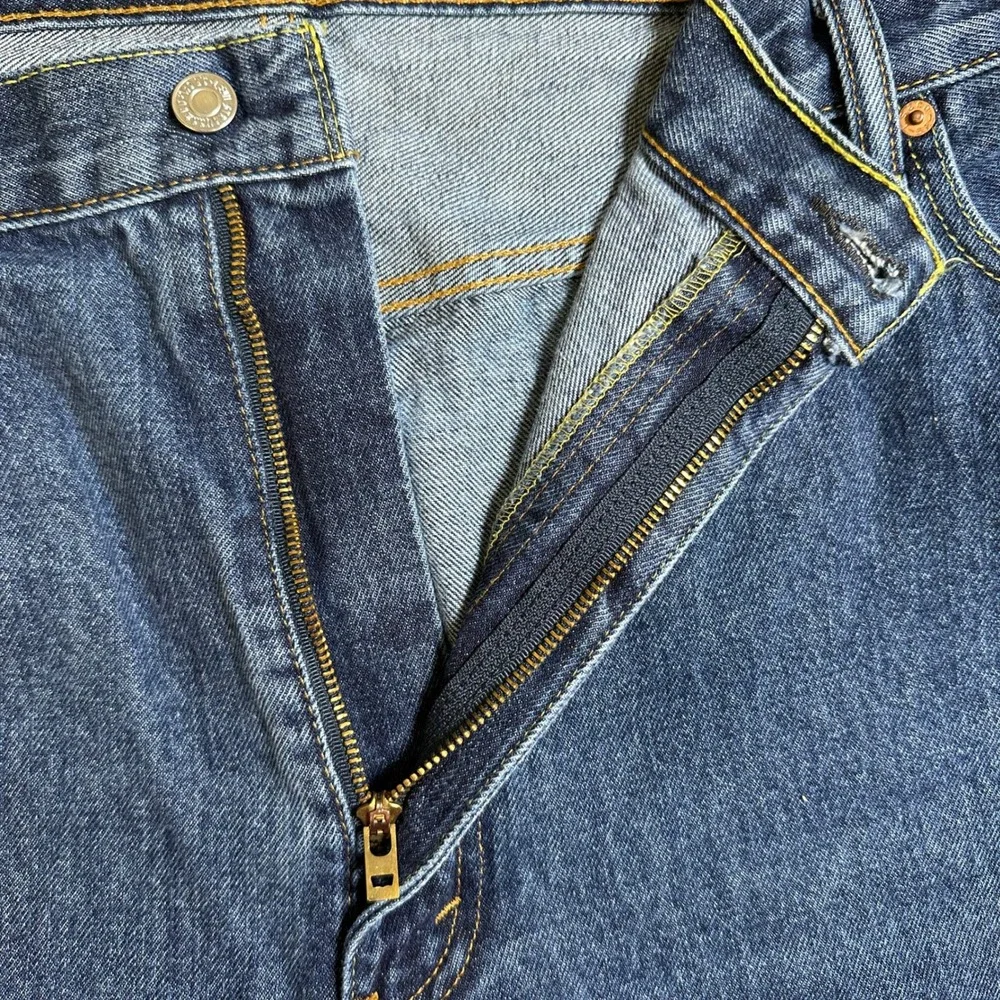 Levis 560 Comfort Fit Jeans Mens Blue Relaxed Tapered Leg Denim Pants 46x29
